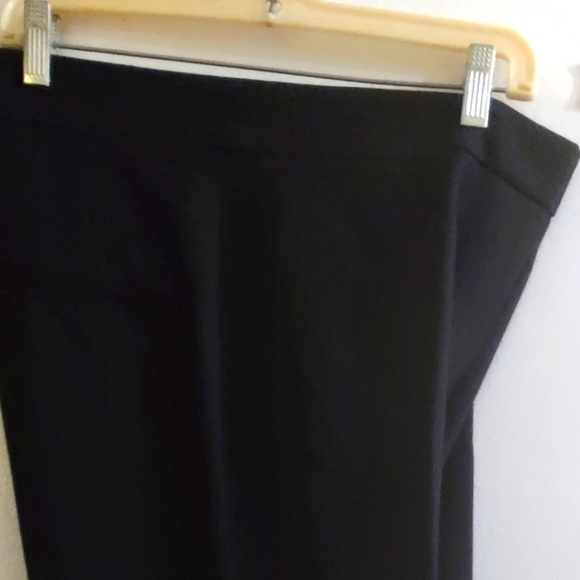 NWOT Ann Taylor Ladies Black Dress Pants - Picture 1 of 9